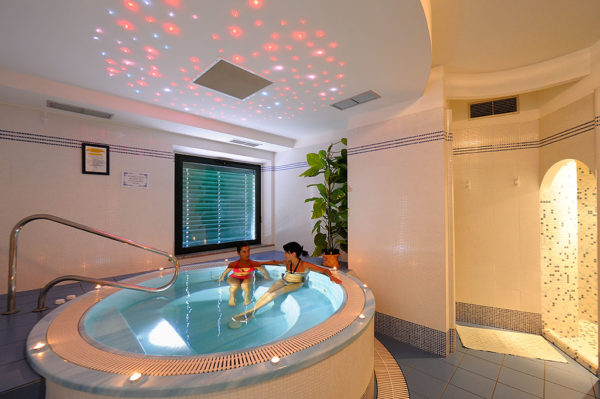 vasca jacuzzi spa umbria